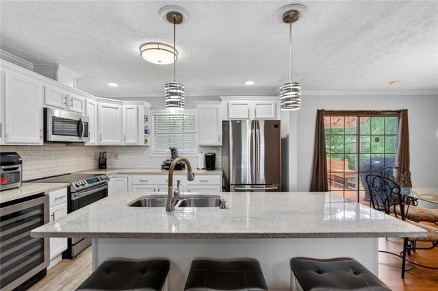 6439 Briarwood Court, Riverdale, GA 30296
