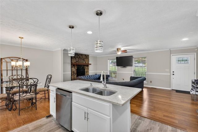 6439 Briarwood Court, Riverdale, GA 30296
