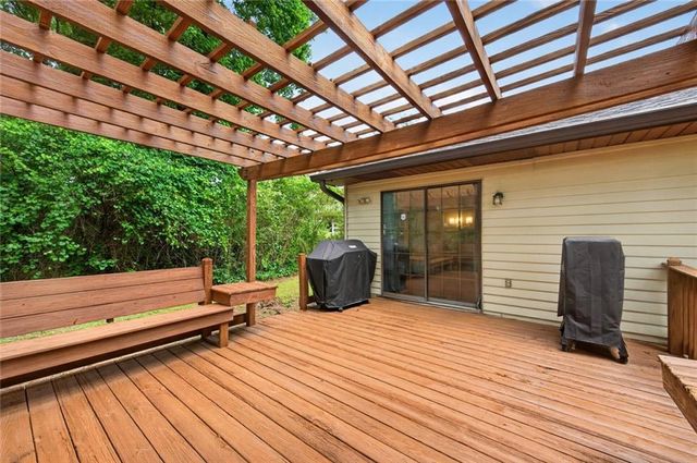 6439 Briarwood Court, Riverdale, GA 30296