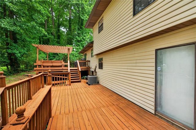 6439 Briarwood Court, Riverdale, GA 30296