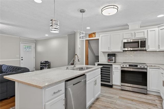 6439 Briarwood Court, Riverdale, GA 30296