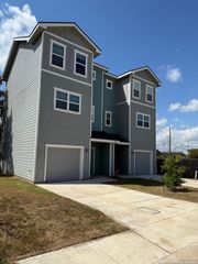 8318 Runner Cv # 101, San Antonio, TX 78249