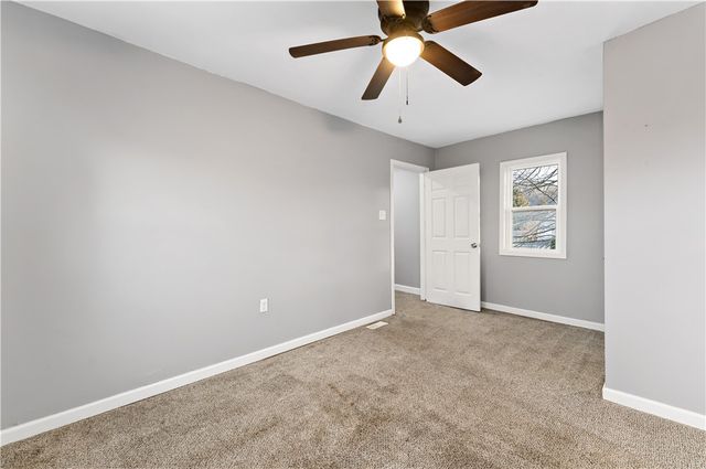 502 Washington Ave, New Galilee, PA 16141