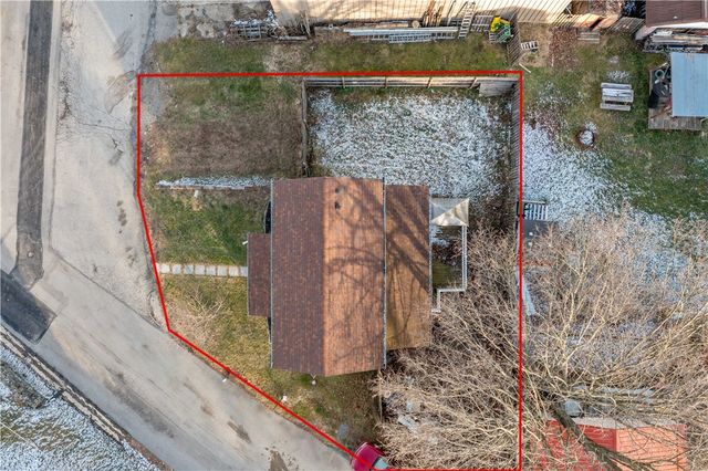 502 Washington Ave, New Galilee, PA 16141