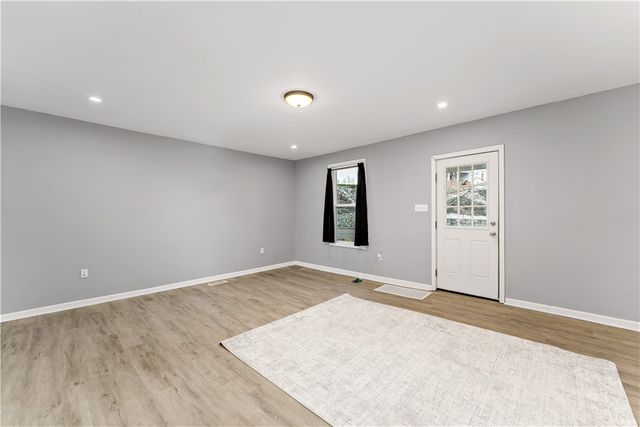 502 Washington Ave, New Galilee, PA 16141