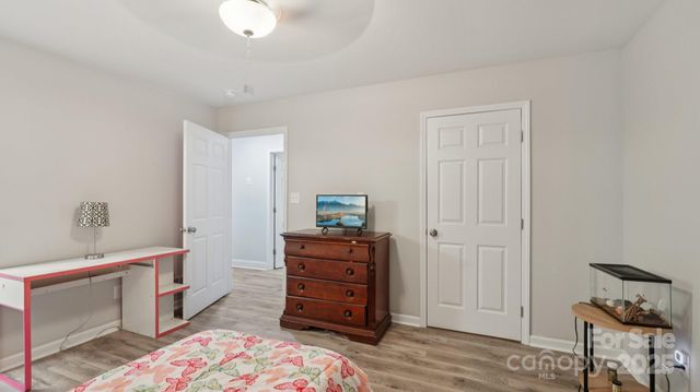 1608 Sharon Road, Winston Salem, NC 27103