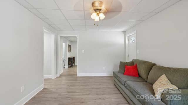 1608 Sharon Road, Winston Salem, NC 27103