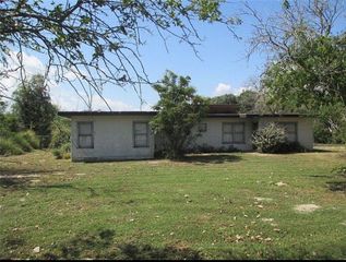 417 Glenoak, Corpus Christi, TX 78418