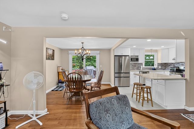 201 Swift Rd, Northbridge, MA 01588