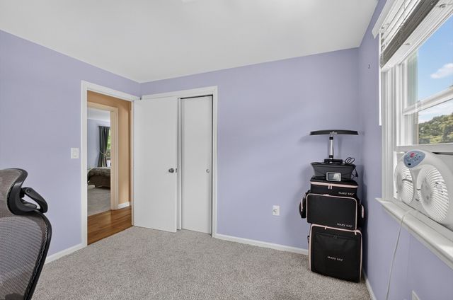 201 Swift Rd, Northbridge, MA 01588