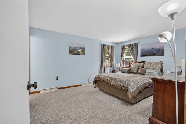 201 Swift Rd, Northbridge, MA 01588