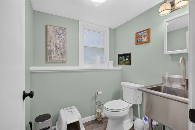 201 Swift Rd, Northbridge, MA 01588
