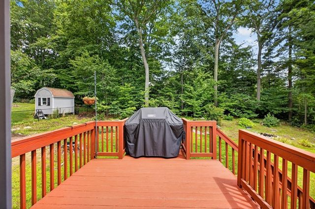 201 Swift Rd, Northbridge, MA 01588