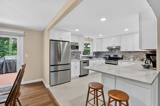 201 Swift Rd, Northbridge, MA 01588