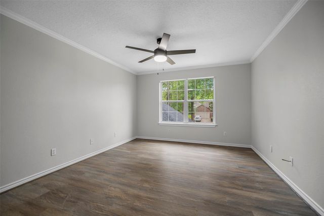 3718 Treasure Island Drive, Montgomery, TX 77356