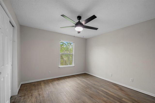 3718 Treasure Island Drive, Montgomery, TX 77356