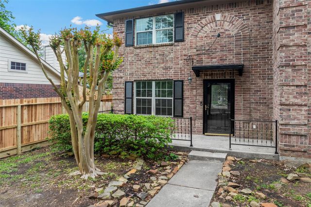 3718 Treasure Island Drive, Montgomery, TX 77356