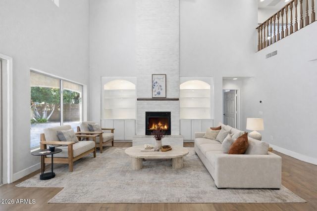 10306 E JUANITA Avenue, Mesa, AZ 85209