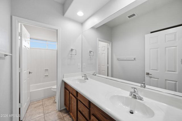 10306 E JUANITA Avenue, Mesa, AZ 85209