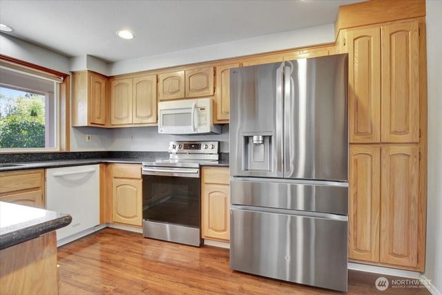 2928 209th Place SW, Lynnwood, WA 98036