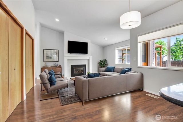 2928 209th Place SW, Lynnwood, WA 98036