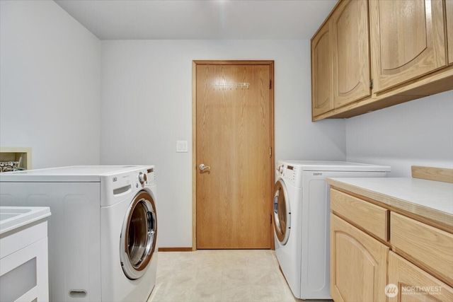 2928 209th Place SW, Lynnwood, WA 98036