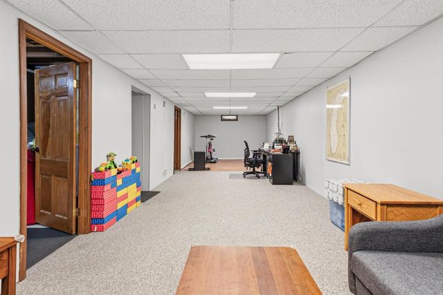 N88W6311 Willowbrooke DRIVE, Cedarburg, WI 53012