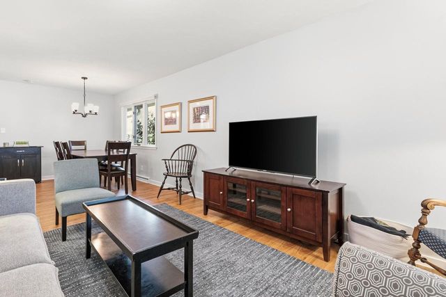 N88W6311 Willowbrooke DRIVE, Cedarburg, WI 53012