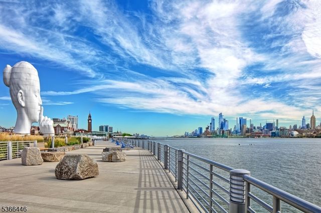 20 Newport Pkwy 1202, Jersey City, NJ 07310