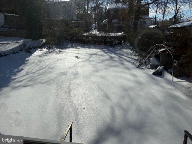 720 CABIN BRANCH DR, Capitol Heights, MD 20743