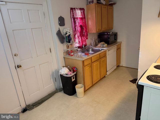 720 CABIN BRANCH DR, Capitol Heights, MD 20743