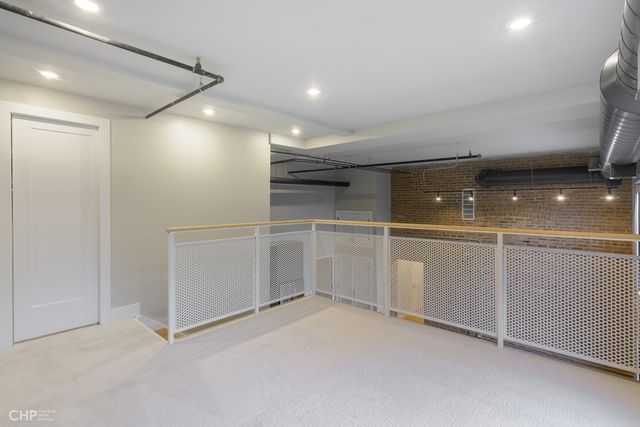 729 N Sangamon Street 309, Chicago, IL 60642