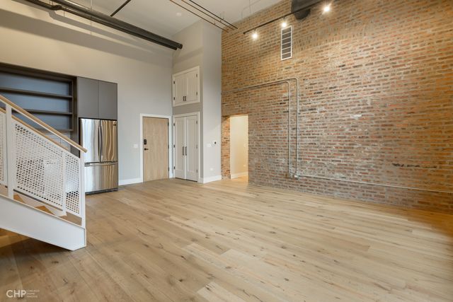 729 N Sangamon Street 309, Chicago, IL 60642