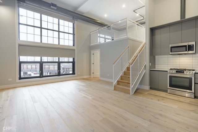 729 N Sangamon Street 309, Chicago, IL 60642