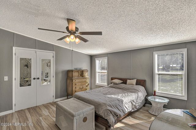 141 WOODS Road, San Mateo, FL 32187