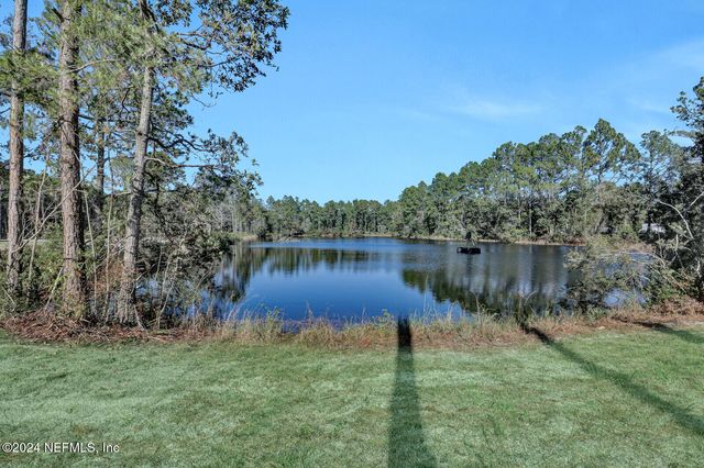 141 WOODS Road, San Mateo, FL 32187