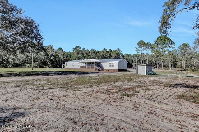141 WOODS Road, San Mateo, FL 32187