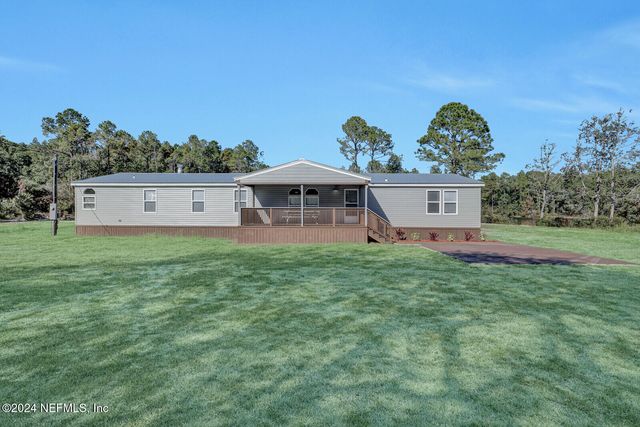 141 WOODS Road, San Mateo, FL 32187