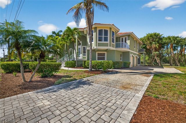779 Pyrula AVE, Sanibel, FL 33957