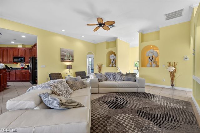 779 Pyrula AVE, Sanibel, FL 33957