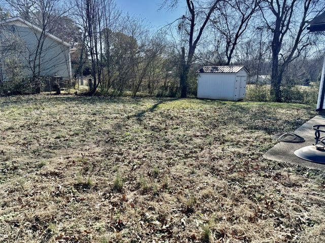 1499 N Liberty Church Rd, Clarksville, TN 37042