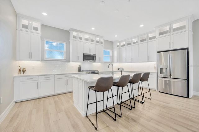 5351 BRIDGE STREET 100, Tampa, FL 33611