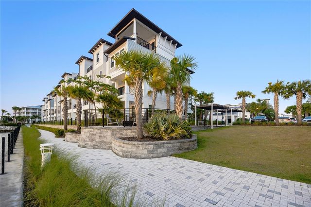 5351 BRIDGE STREET 100, Tampa, FL 33611