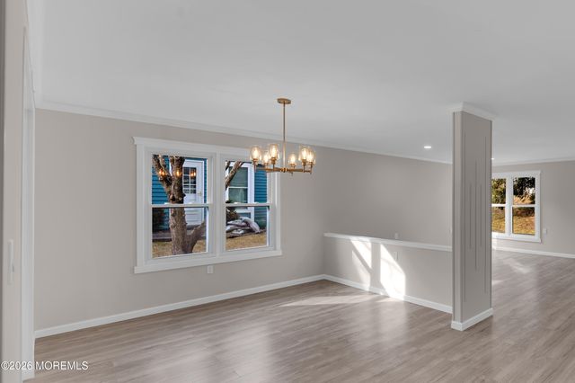 20 Woodstock Lane, Manchester, NJ 08759