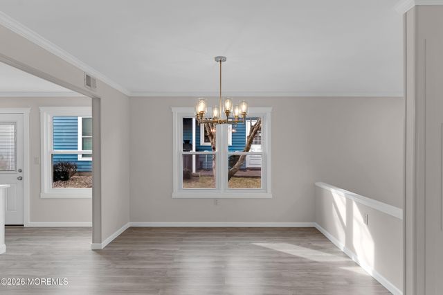 20 Woodstock Lane, Manchester, NJ 08759