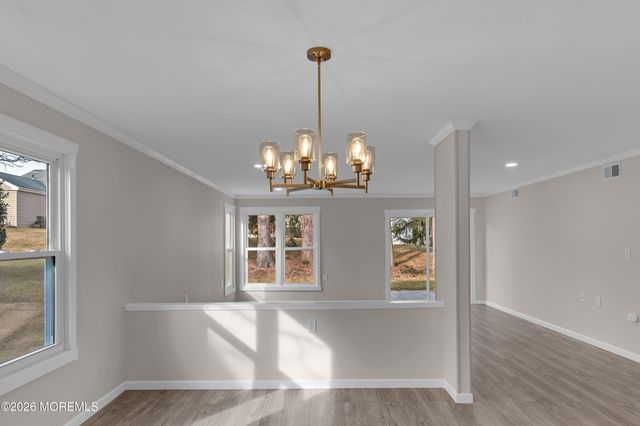 20 Woodstock Lane, Manchester, NJ 08759