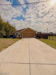 403 Muriel ST, Lehigh Acres, FL 33972