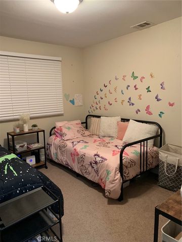 10316 S San Pedro Street, Los Angeles, CA 90003