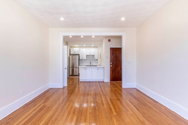94 Hutchings 3, Boston, MA 02121