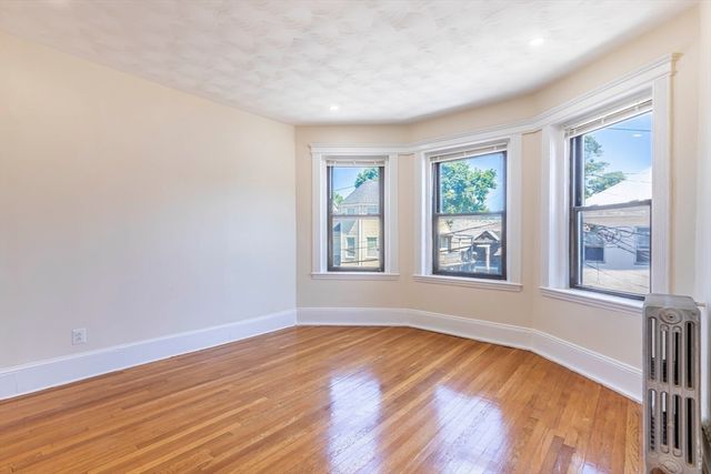 94 Hutchings 3, Boston, MA 02121